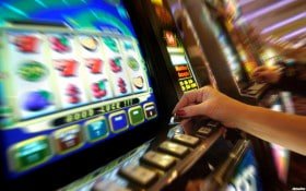 Dasbor permainan ms toto dengan pilihan slot dan permainan live dealer
